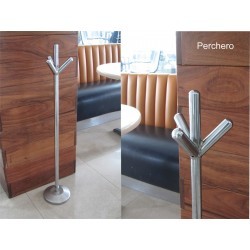 Perchero cromo bajo de metal para restaurante