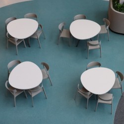 Mesa Huevo de 1x1 metro